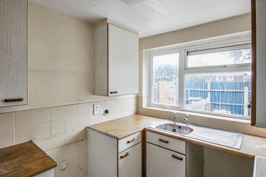 10 The Firs, Chippenham, Wiltshire, SN14 0PG