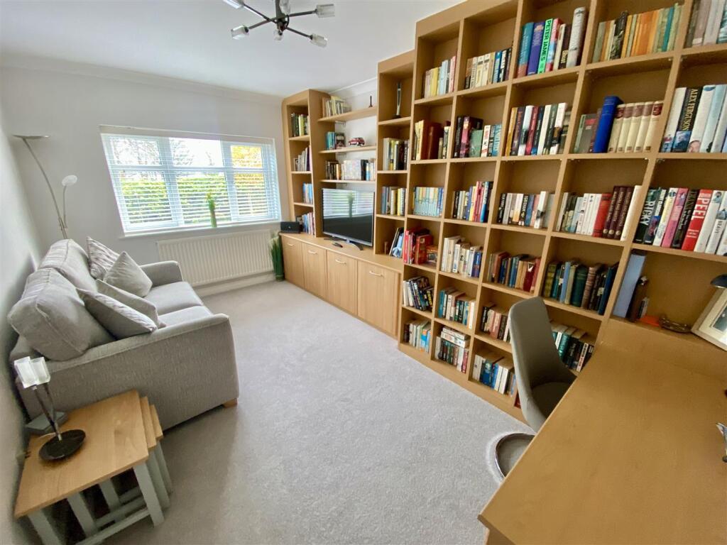 Bramleys Estate Agents - Whitley Road - Mirfield (