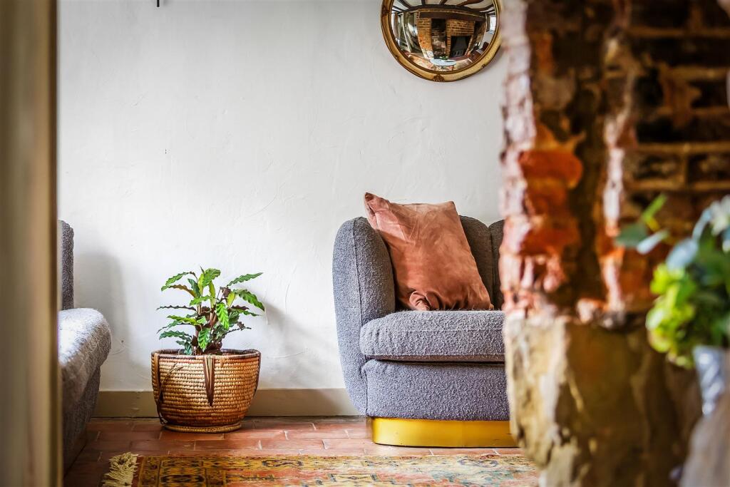 Mosses-Cottage-1.jpg