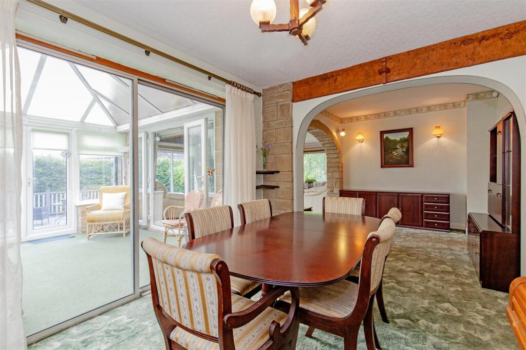 Dining Room-3.jpg