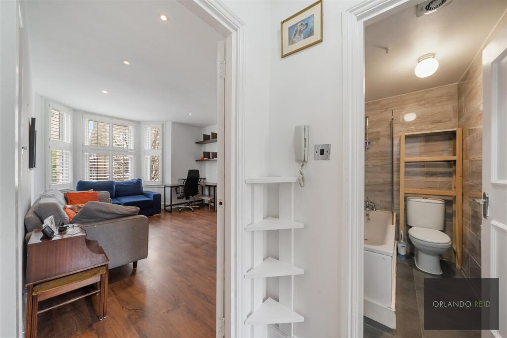 Flat 2, 55 Lambert Road SW2 5BB-7.jpg