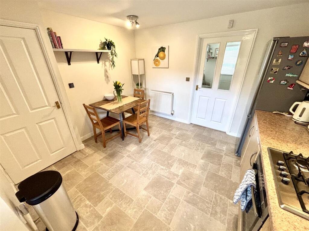 Open Plan Kitchen and Dining Room