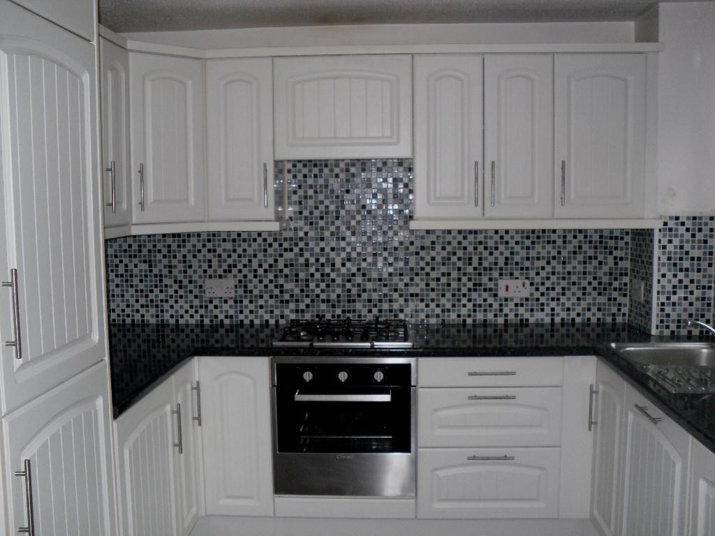 KITCHEN (2)