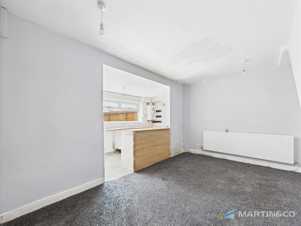 CAM02318G0-PR0476...