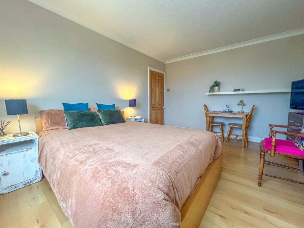 Briars Close - Image-3.jpg
