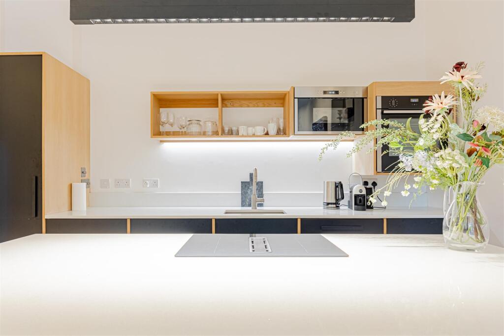 City Approach (4).jpg