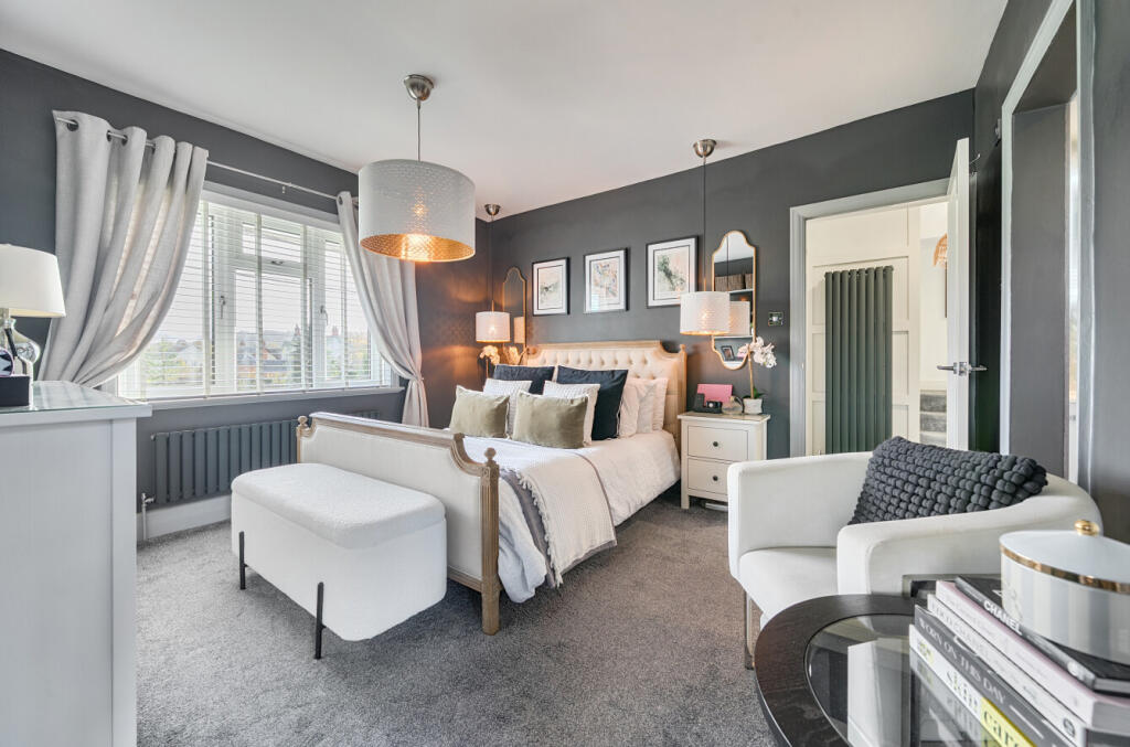 1375631-9-691632a...