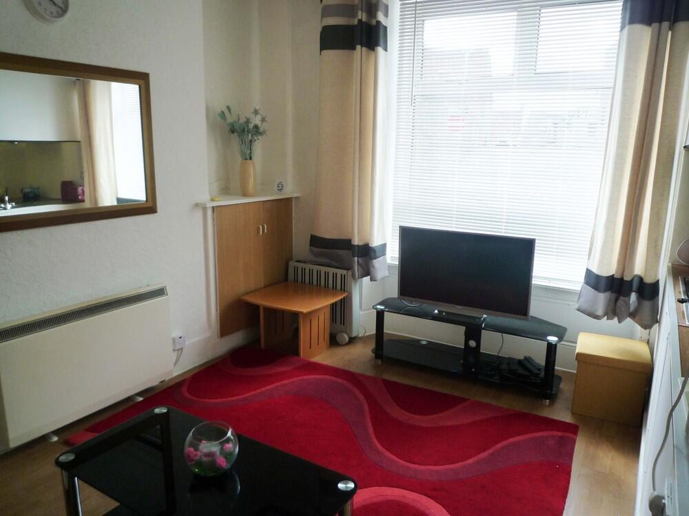 140HS 3 Flat 2 - Copy