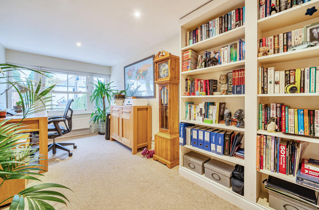 1369219-17-68efbf...