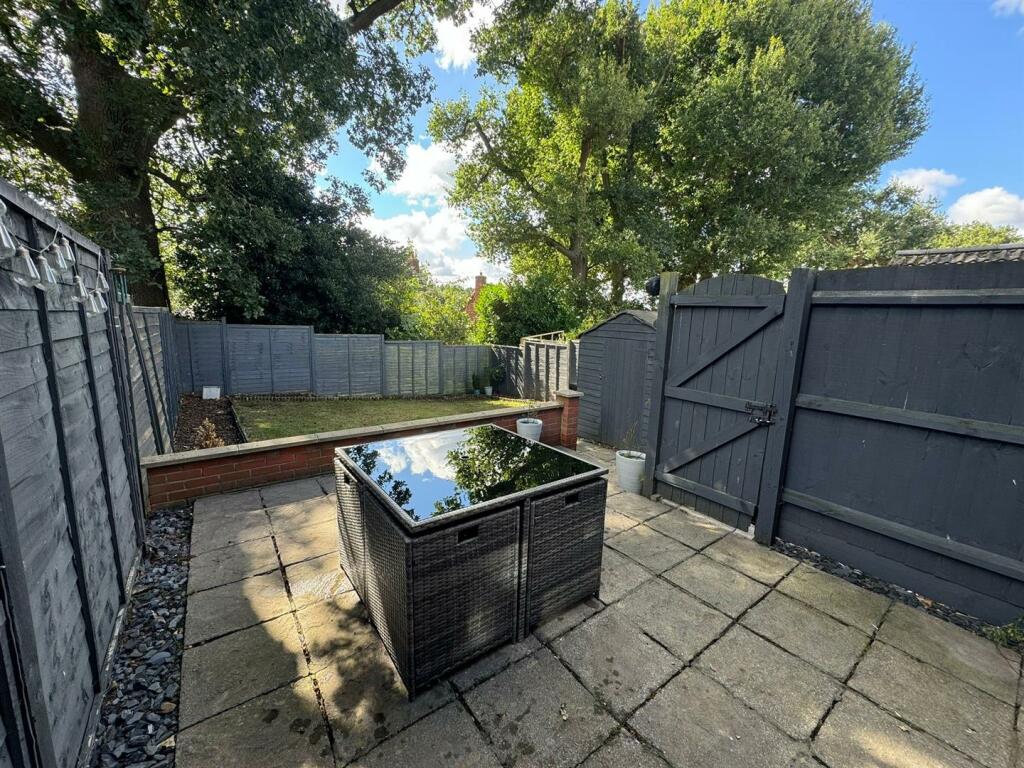 garden2.jpg