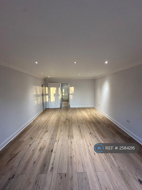 Living Room Unfurnished