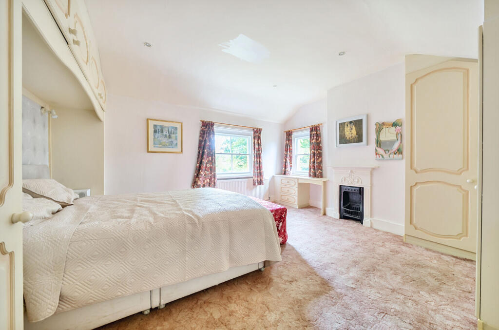 1302544-19-684b1f...