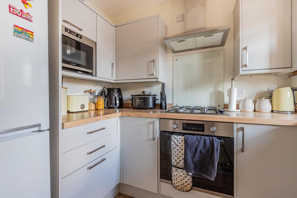 Clos Y Gwalch 15-9.jpg