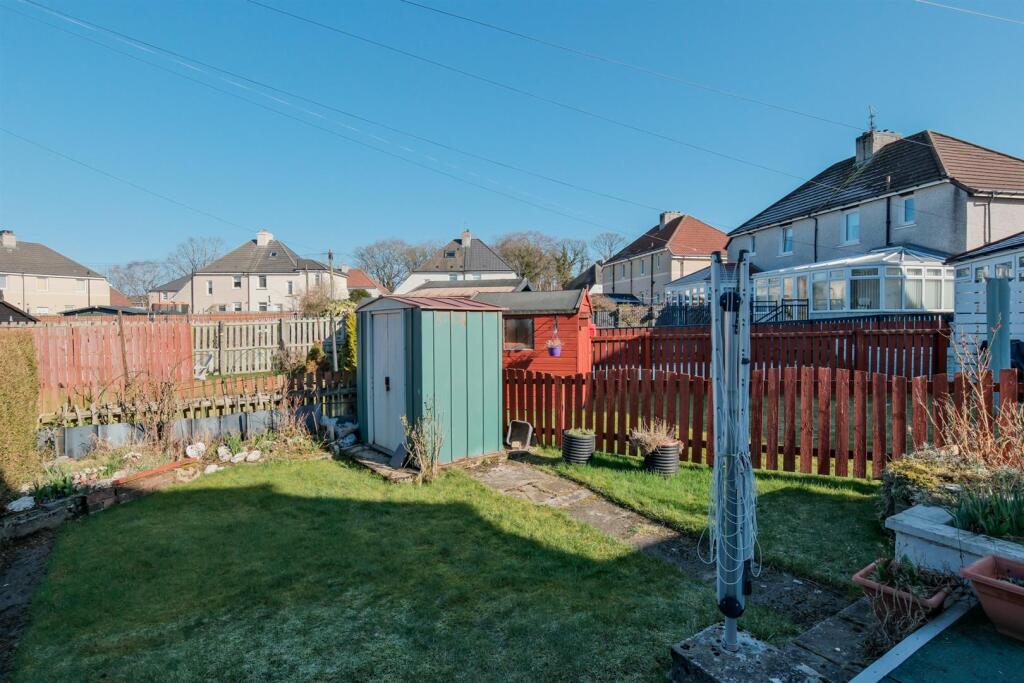 006-11 Hillhead Crescent Motherwell ML1 4AE.jpg