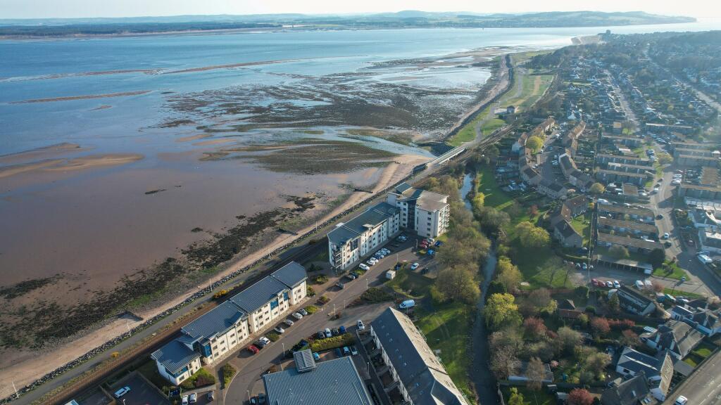 23 Mortimer Drive (7