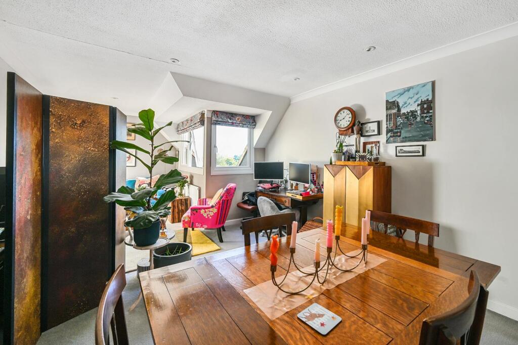 10 ELMFIELD COURT - TN306RH (4).jpg