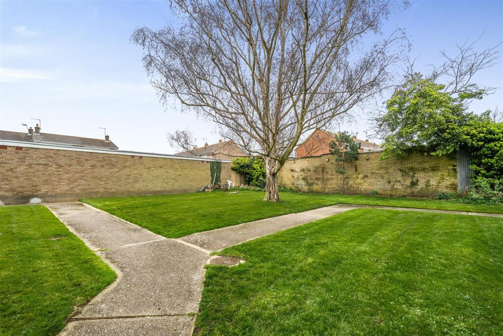 For Sale - Aspire Residential - Exmoor Court - Gar