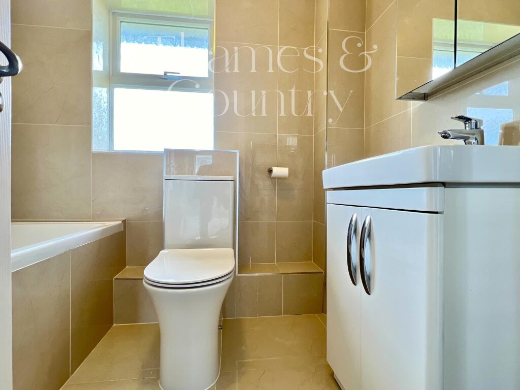 Family bathroom