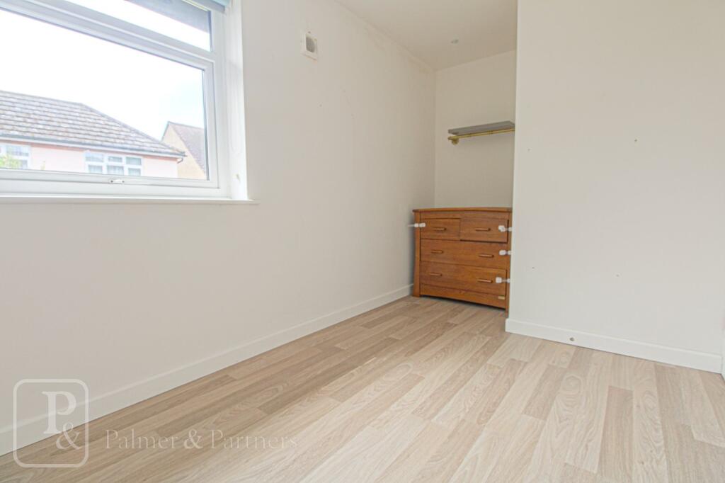 2nd Bedroom