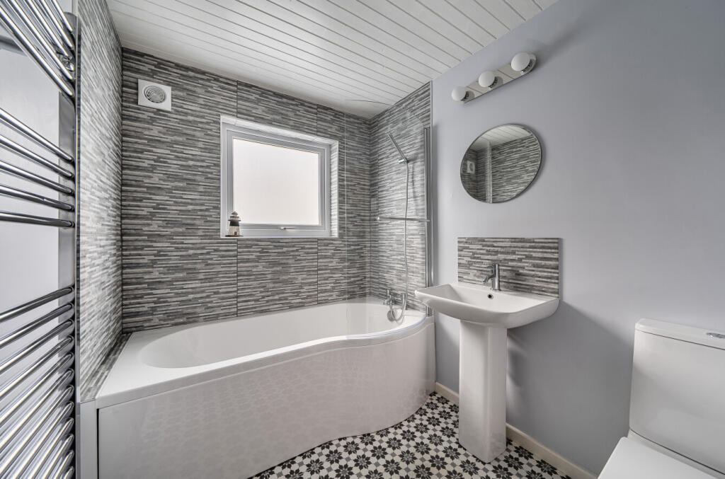 1389328-16-694152...