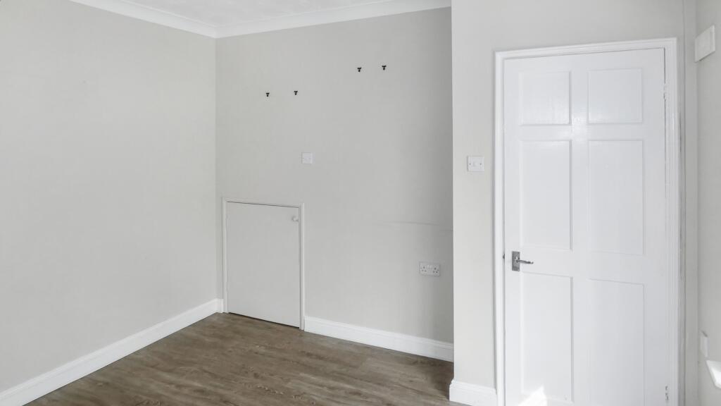79 Twenty Fourth Avenue, Hull, East Yorkshire, HU6 9LX