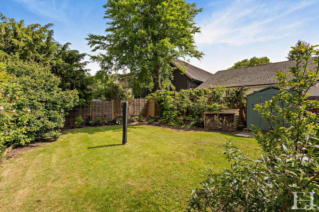 8649461-exteriorW...