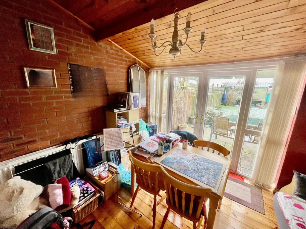 14 Aston Village 8-fotor-2025012118253