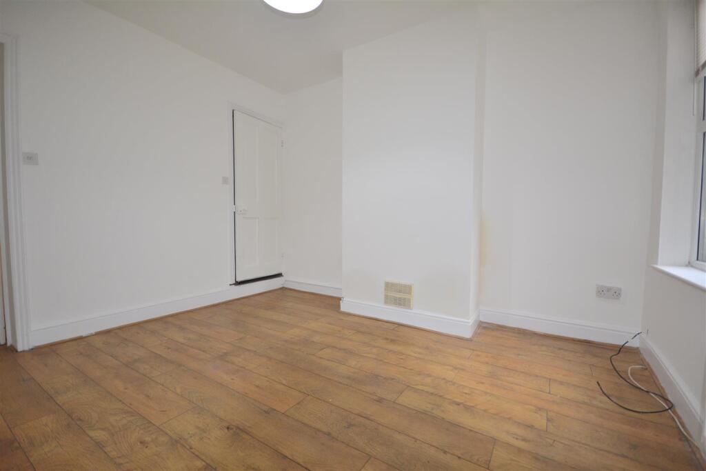 Reception room .JPG