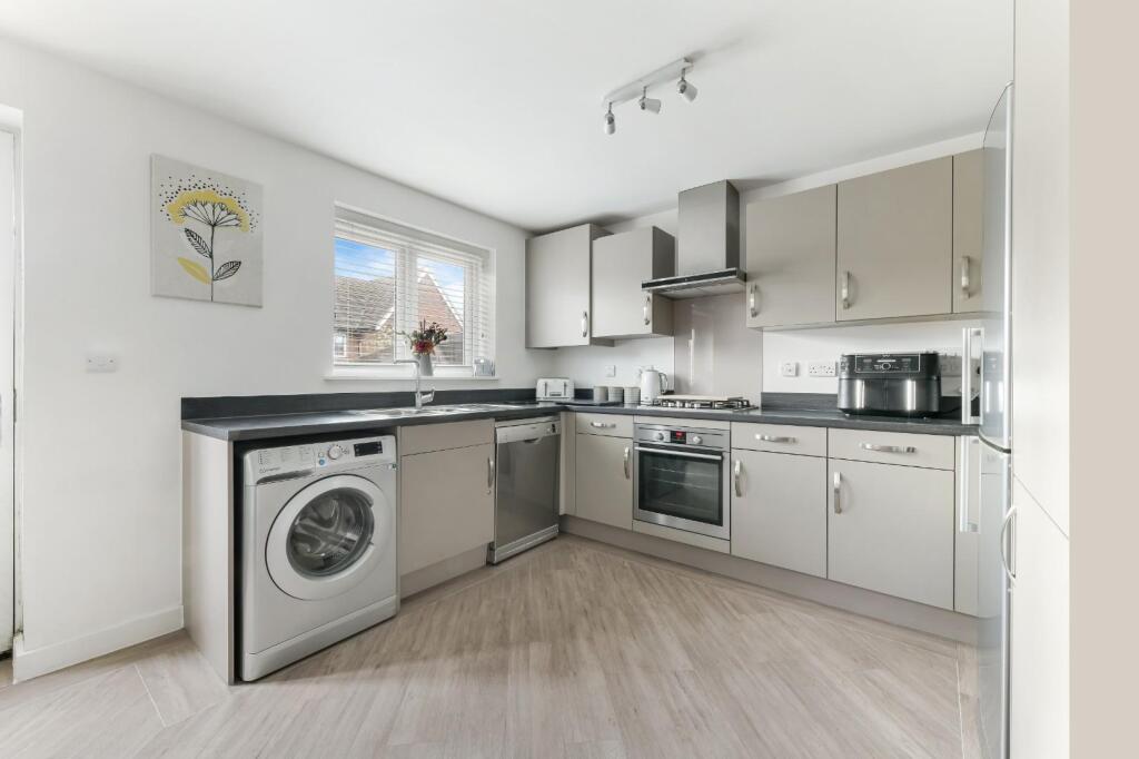 PRESTON MANOR ROAD (20).jpg