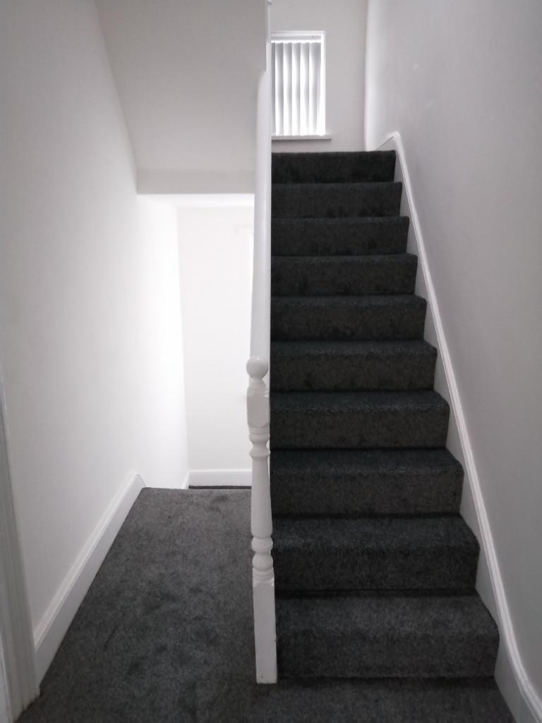 F/Floor Landing
