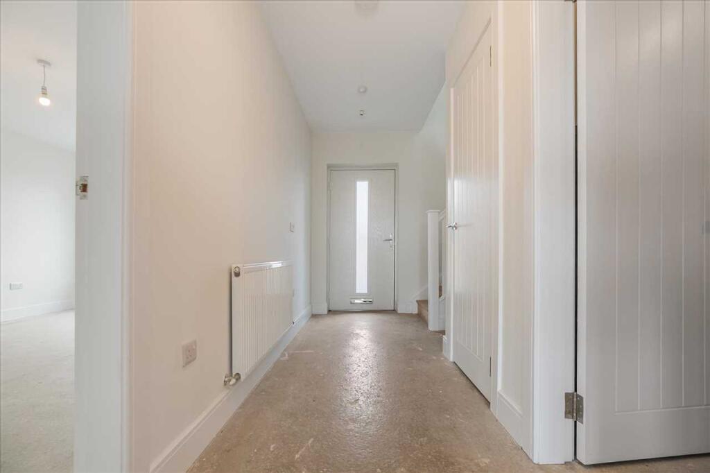 Entrance Hallway (1)