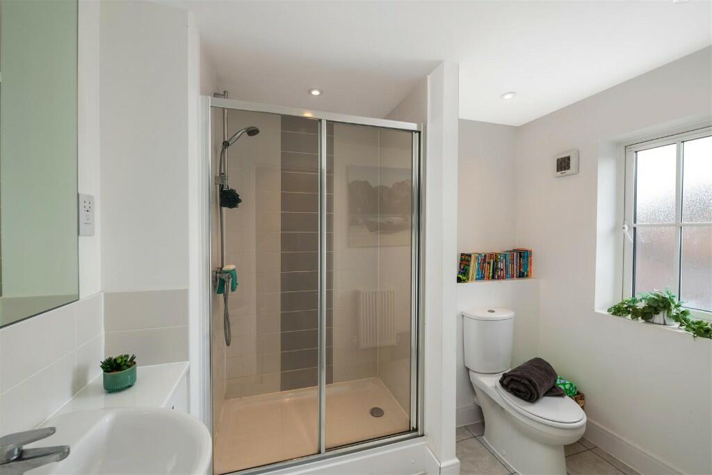 Ensuite Two