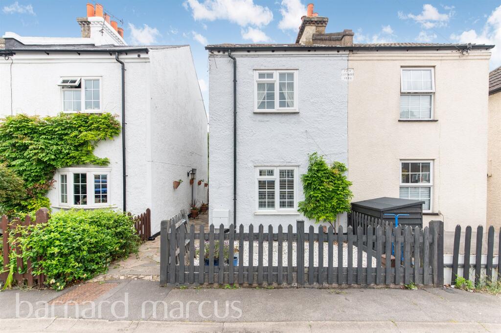 Sutton Common Road, Sutton