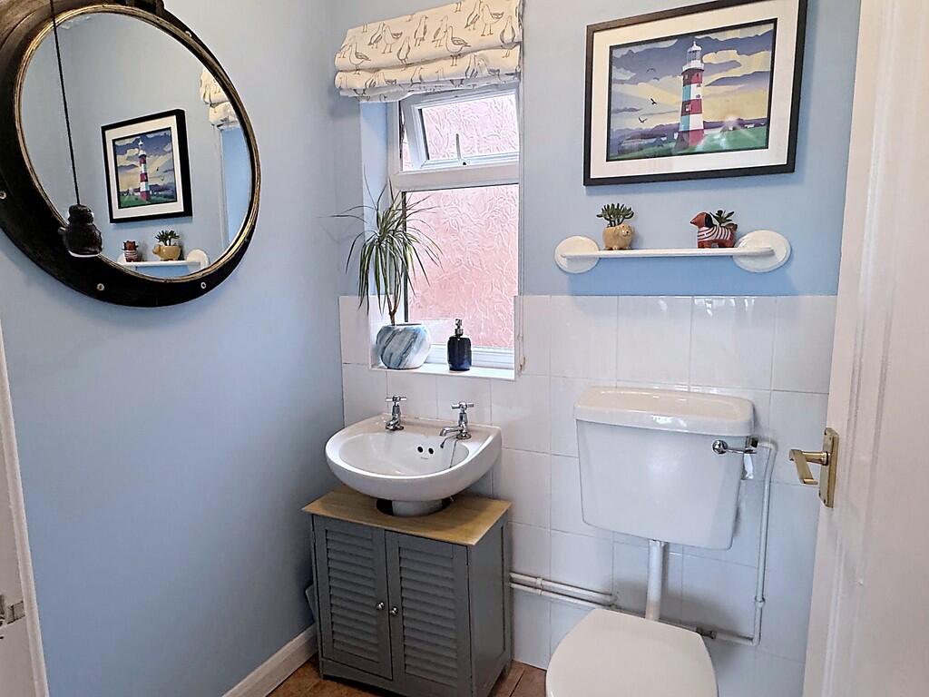 Ground Floor Cloa...