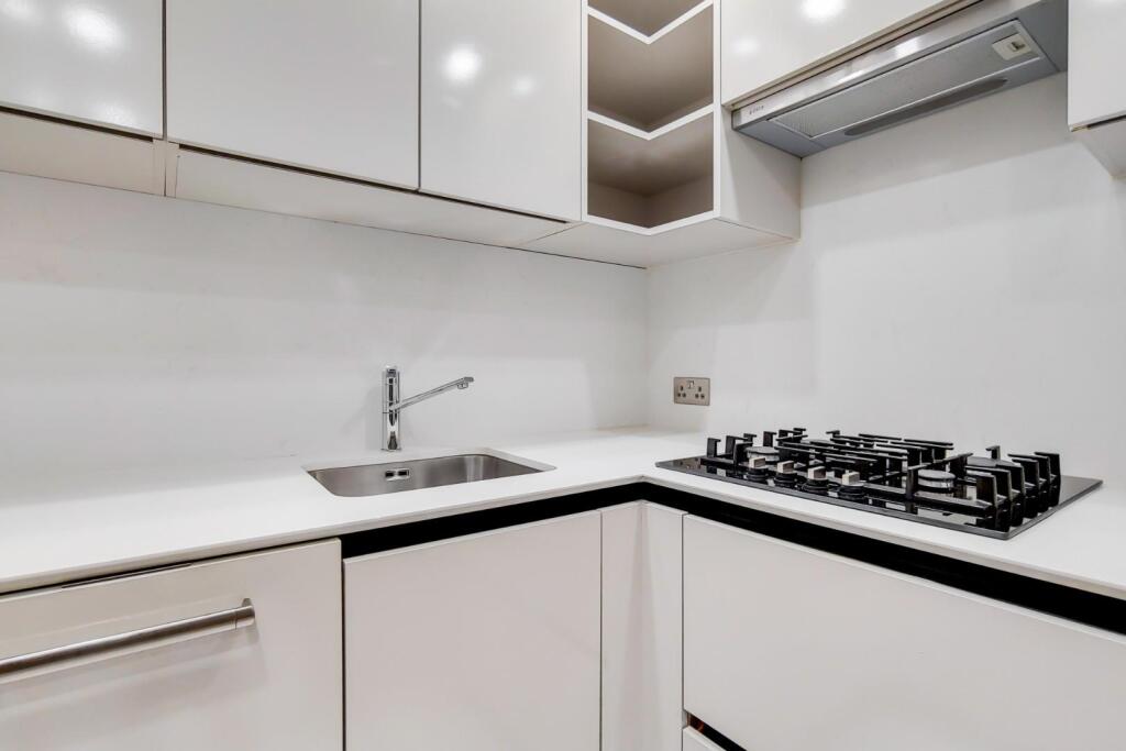 4_Kitchen-0.jpg