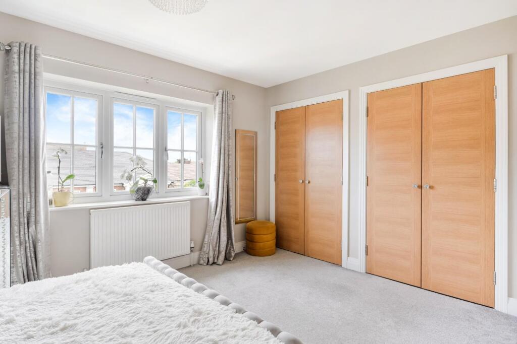 CHESSINGTON ROAD -9.jpg