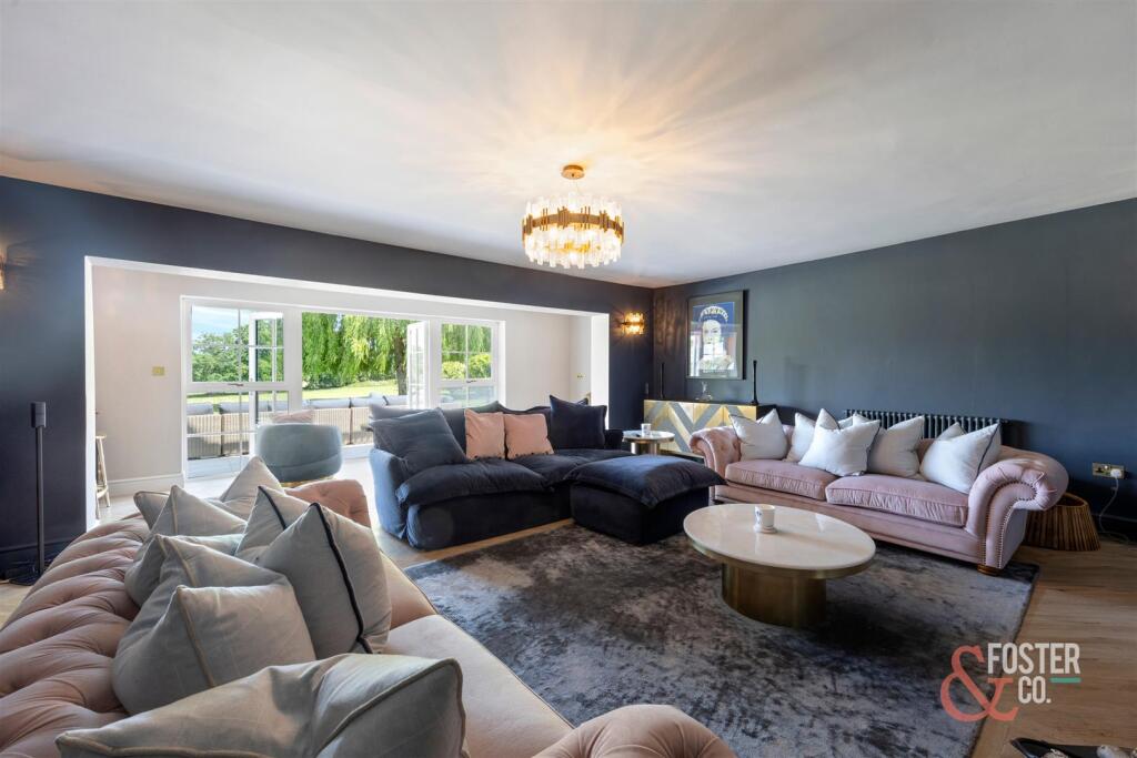 Blackstone Lane, Blackstone Lodge-040.JPG