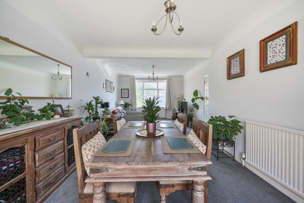 1319852-6-6870f33...