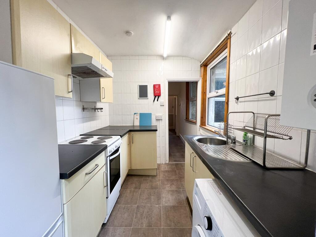 286_Bath_Rd_9.jpeg