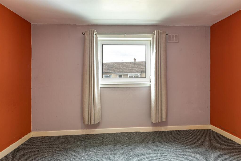 8 Whitefield Crescent Newtown St Boswells 28.jpg