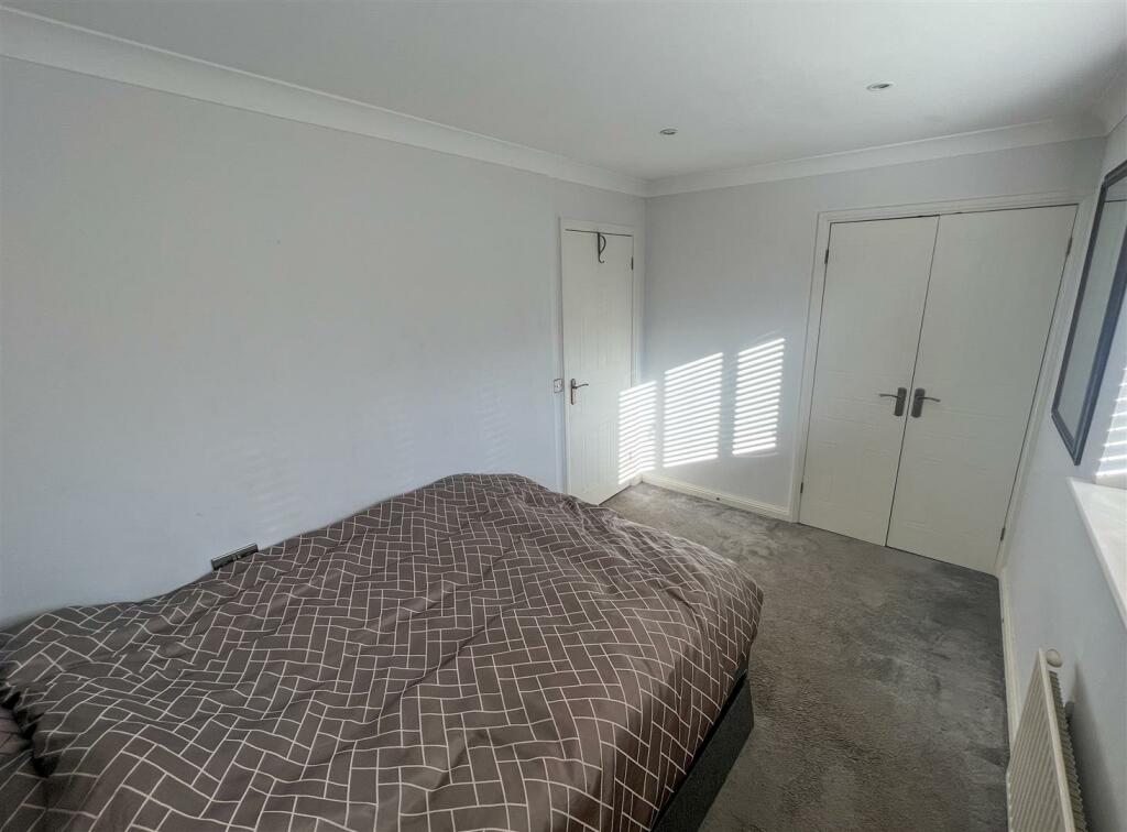 Bedroom 2B.JPG