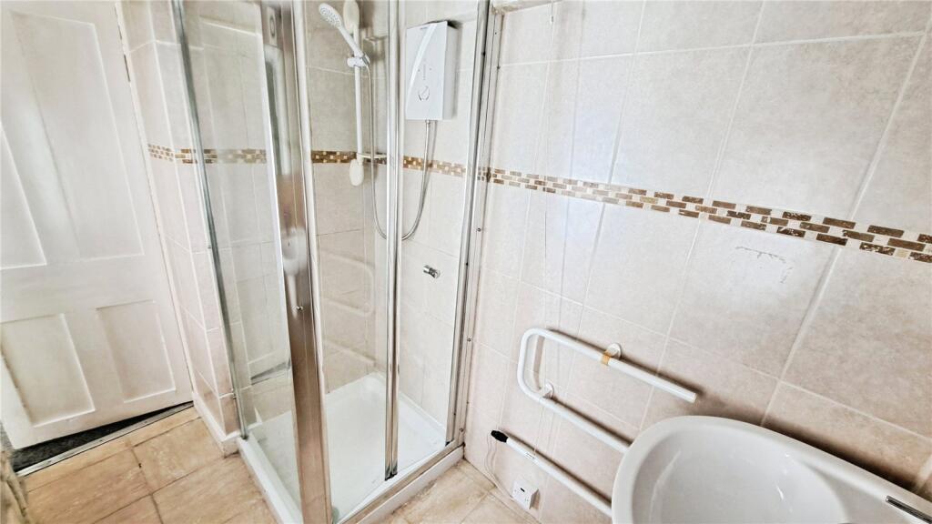 Shower Room/Wc