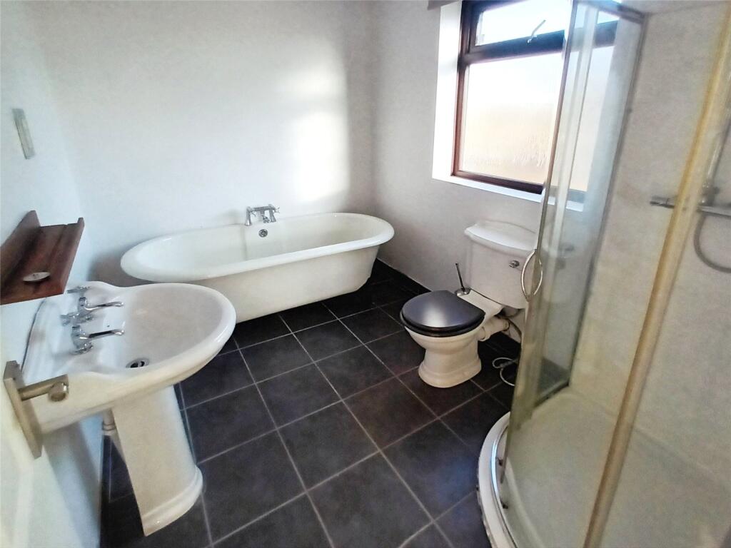 Ensuite Bathroom