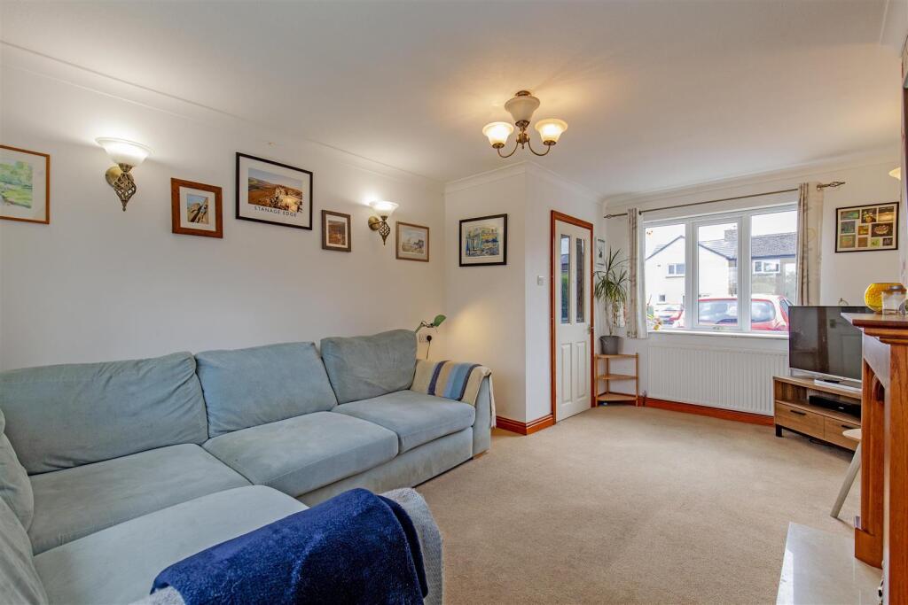 Reception Room-3.jpg