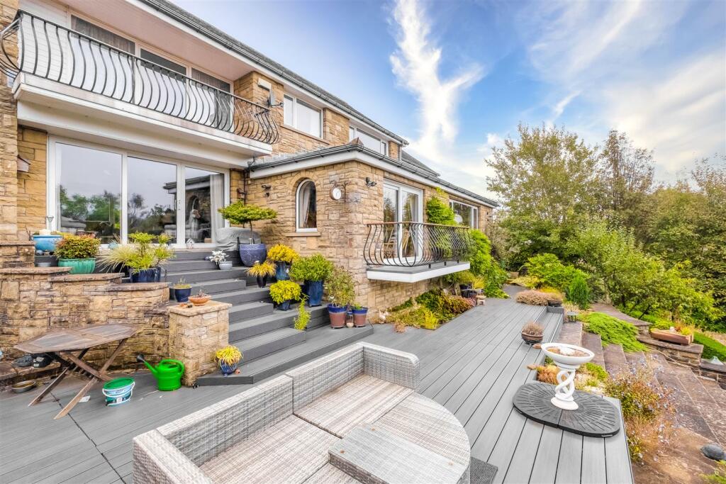 PATIO 1.jpg