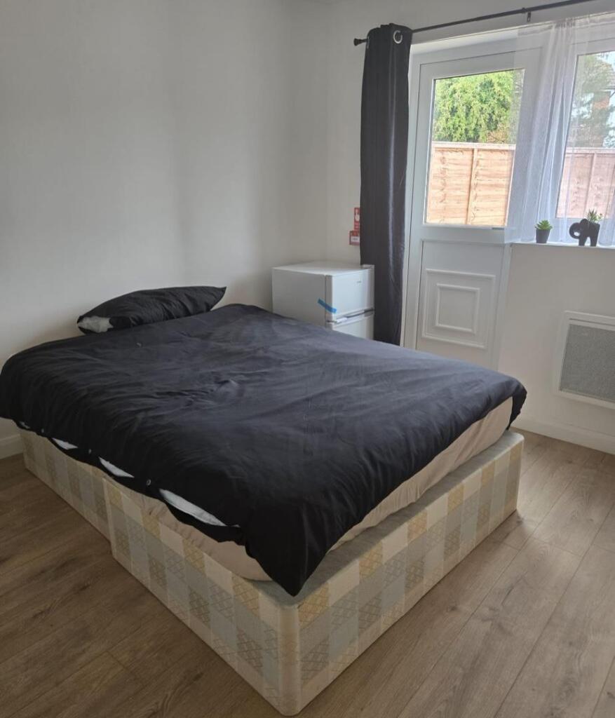 WhatsApp Image 2025-07-25 at 17.40.52 (1).jpeg