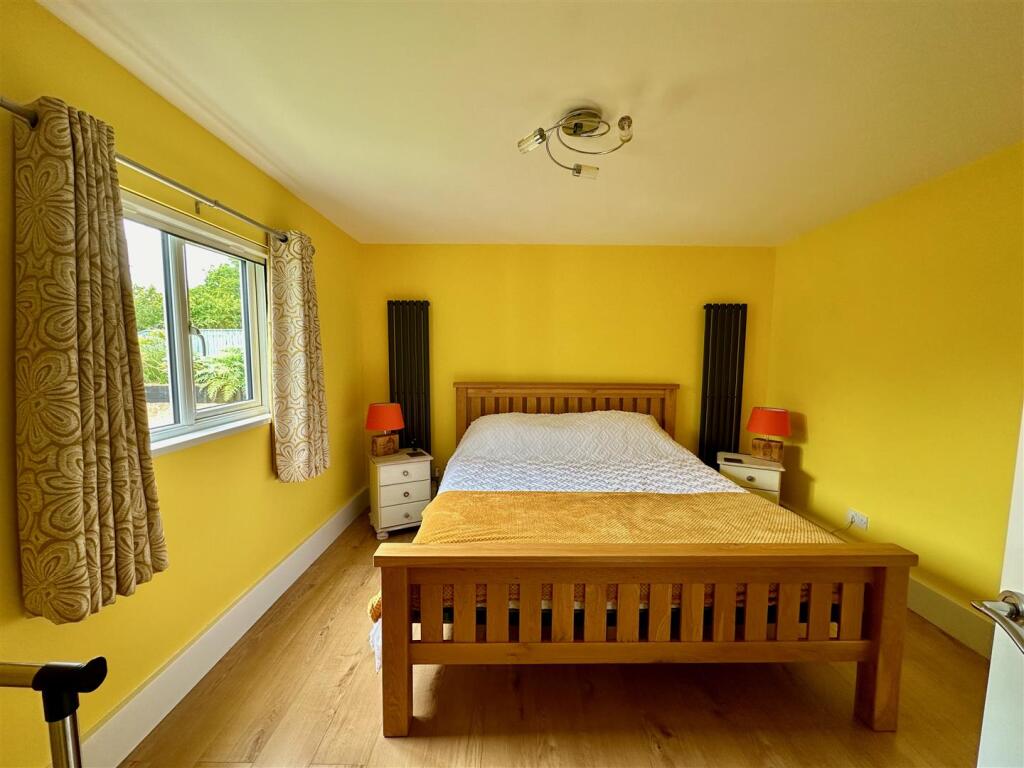 3 Pompeys Lane Ferndown BH22 9DY - 18 of 24 annex 