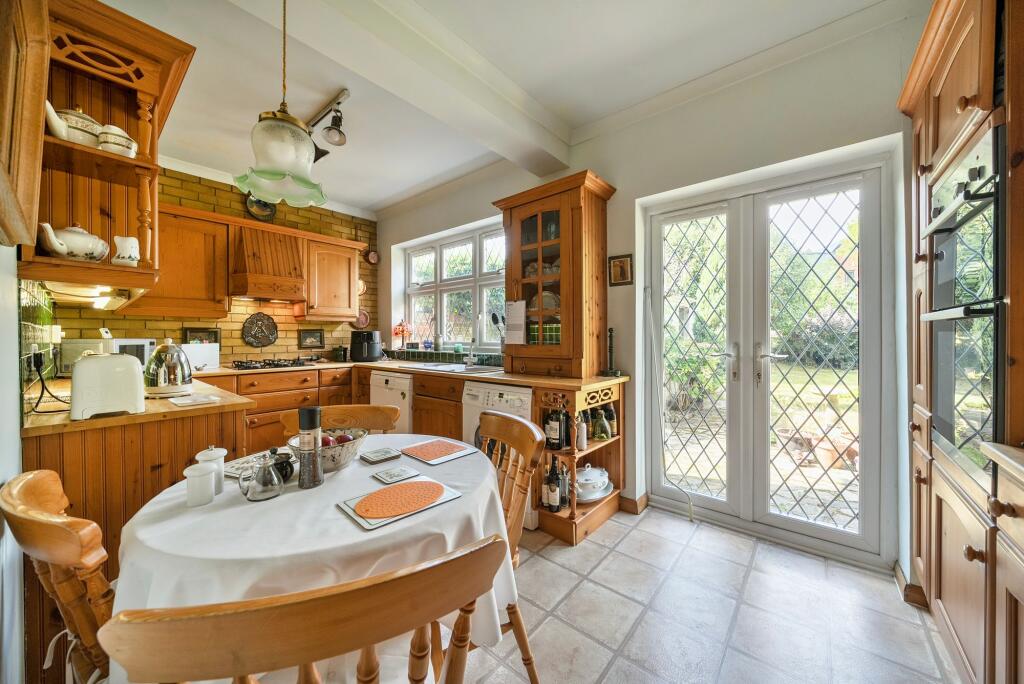 Kitchen/Breakfast Room