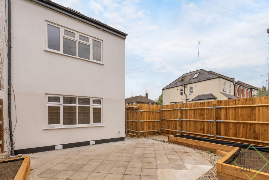Pembroke Road, London , N10 2HT-25 (14)