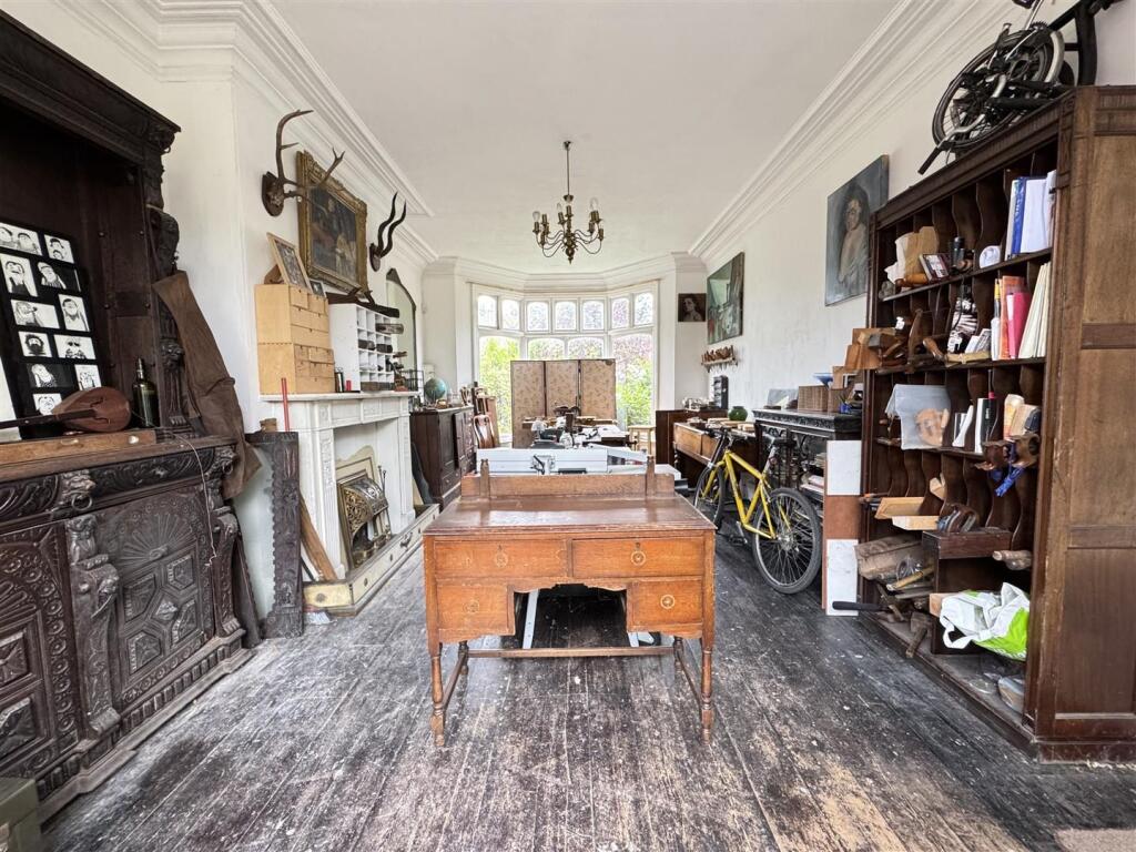 IMG_0862 (Large).JPG